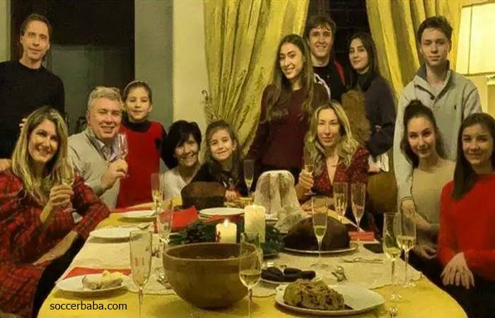 Federico Chiesa and family