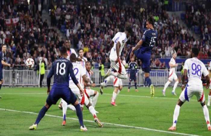 Lyon vs Manchester United highlights 