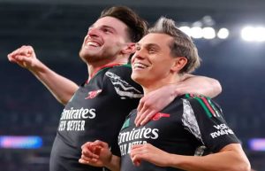 Leandro Trossard celebrates Arsenal goal with Declan Ricewith